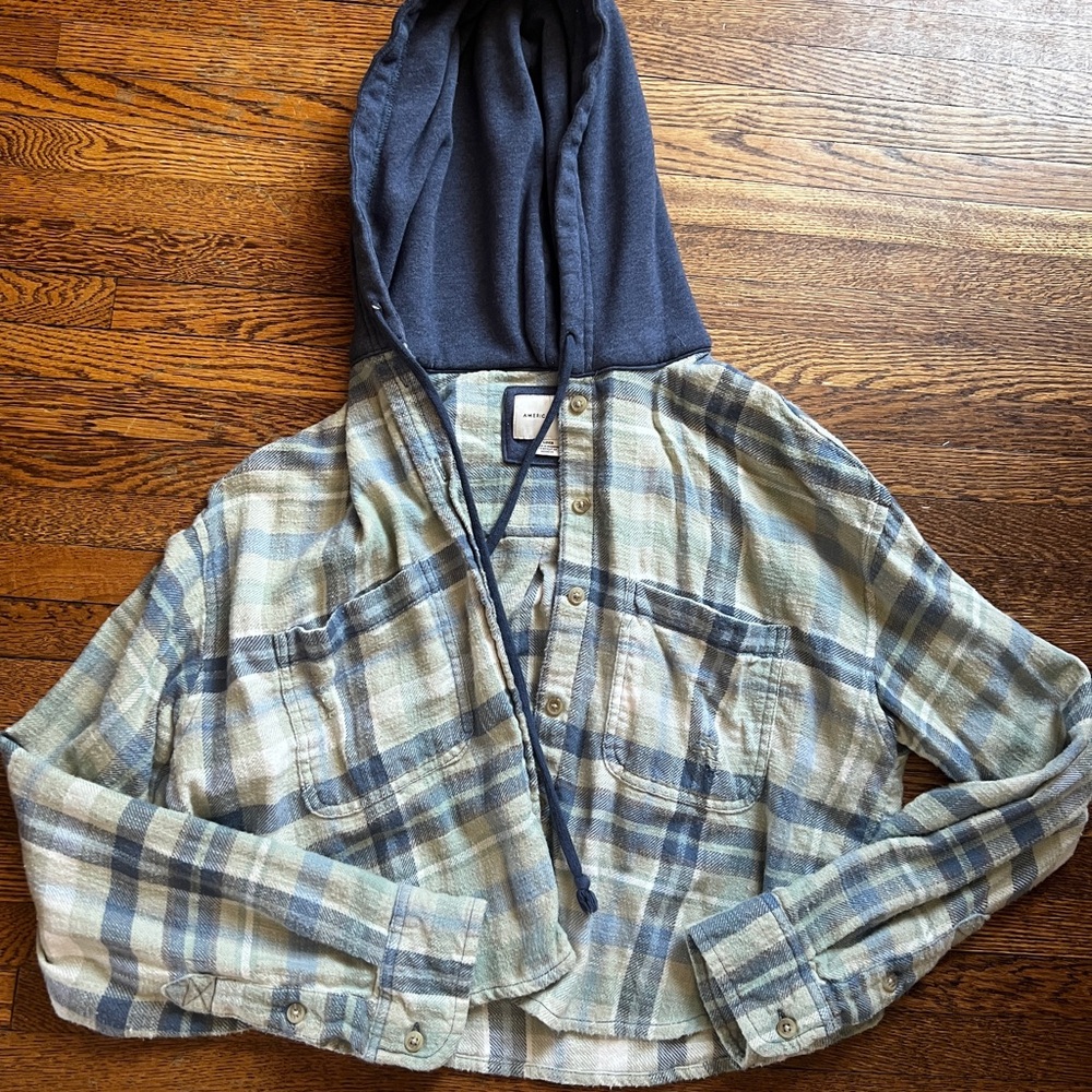 American Eagle Distressed Cropped Plaid Button Hoodie Lightweight Jacket Sz S‎